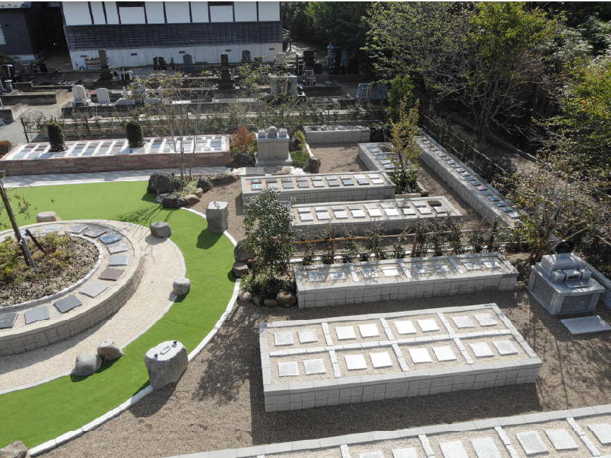 ながとろ桜見墓苑